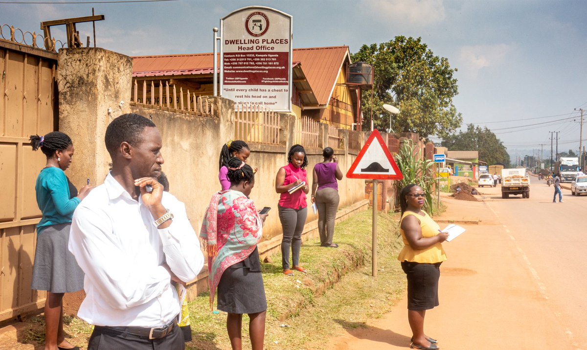 In early October, Master Trainer <a href="/SanderDegeling/">Sander Degeling</a> visited two very interesting organisations that are motivated to bring the Mobile School methodology to the streets of the Pearl of Africa for the first time. Welcome to Uganda!  @DPUganda <a href="/streetways_ug/">Streetways Uganda</a> mobileschool.org/blog/prospecti…