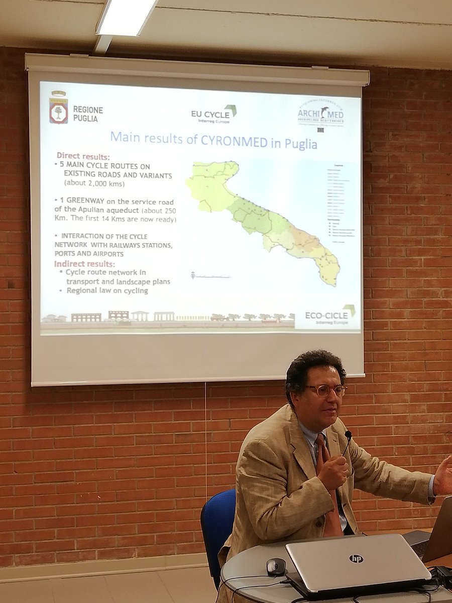 UNIBAS_lisut's tweet photo. L'esperienza della Regione Puglia con il progetto CYRONMED raccontata da Raffaele Sforza, della Regione Puglia. La ciclovia dell'acquedotto pugliese, inaugurata nel 2014, ha poi realizzato un'opera importante, entrata nel sistema turistico delle ciclovie italiane https://t.co/cnq18nLa1p