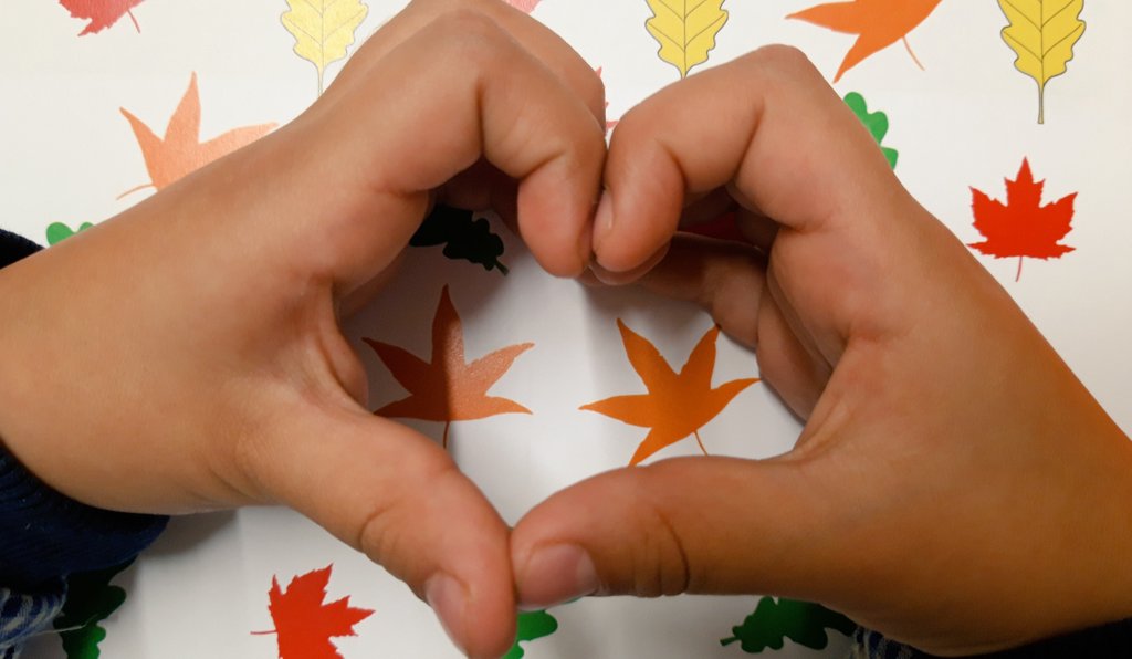 MunClaire's tweet photo. On aime l'Automne 🍁🧡 @comontpellier #infantil #français https://t.co/WCITaWPf5y