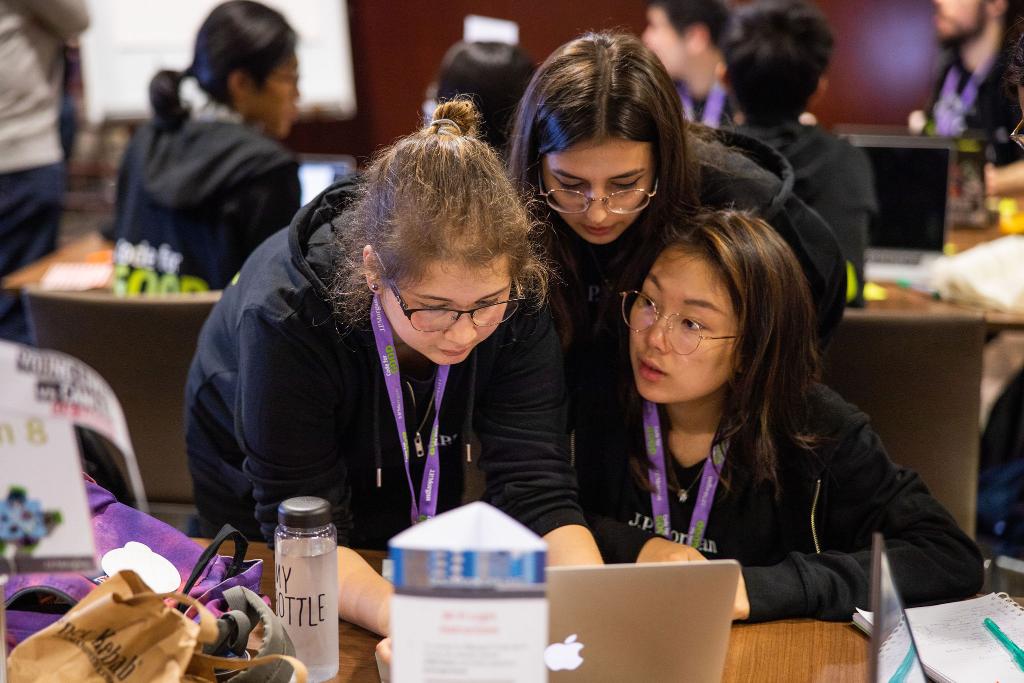 jpmorgan's tweet image. This weekend, over 120 #CodeForGood participants in #London came together to develop tech solutions for @Autistica, @CLIC_Sargent, @MovementToWork, and @projectaccess_.