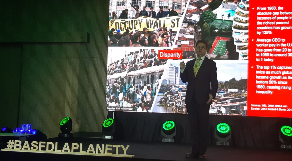 Trwa prezentacja ekspercka @WayneVisser podczas wydarzenia #BasfDlaPlanety w <a href="/cnkopernik/">CentrumNaukiKopernik</a> a juz za chwile spektakl #TakiMamyKlimat wspólnie z #klub_komediowy - pozostajemy w temacie #sustainbility