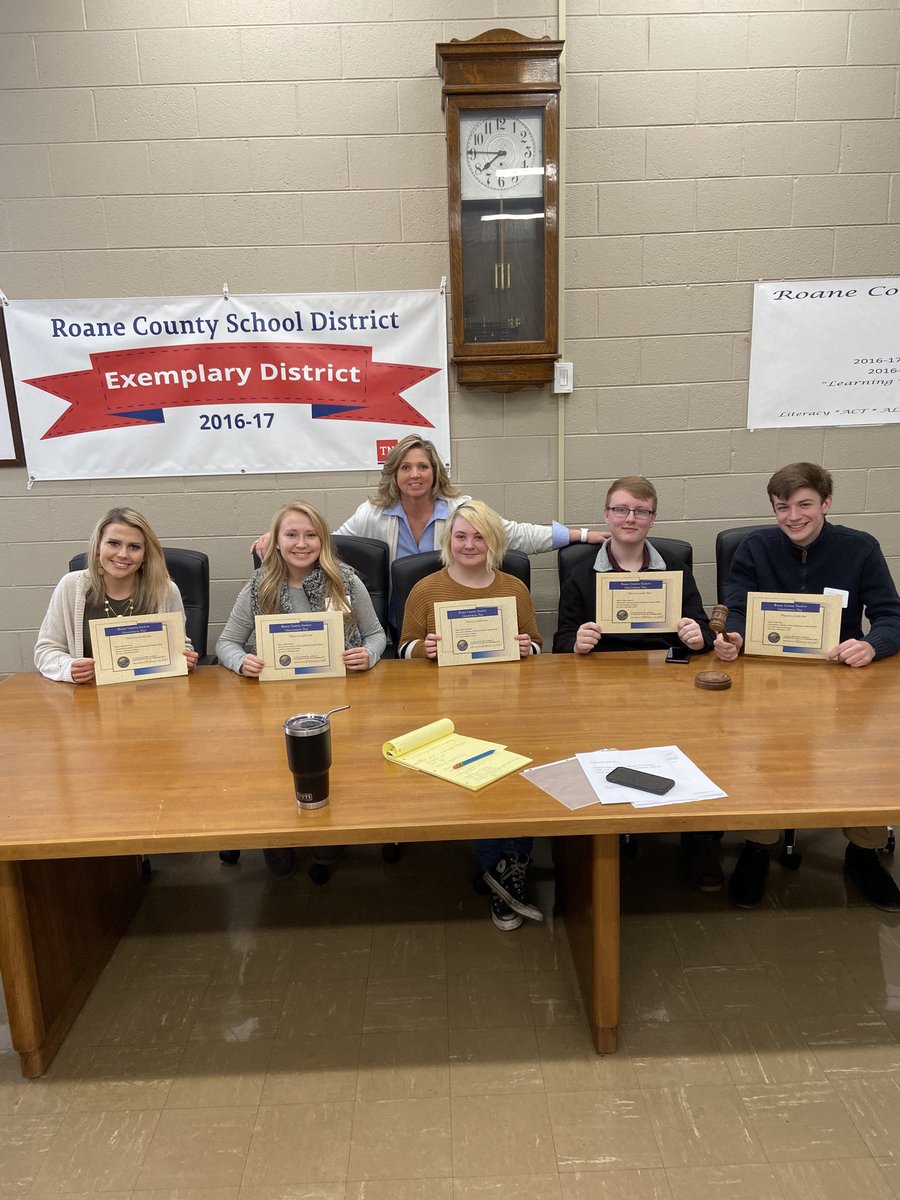 Dr. McFall working with students on Student Government Day.