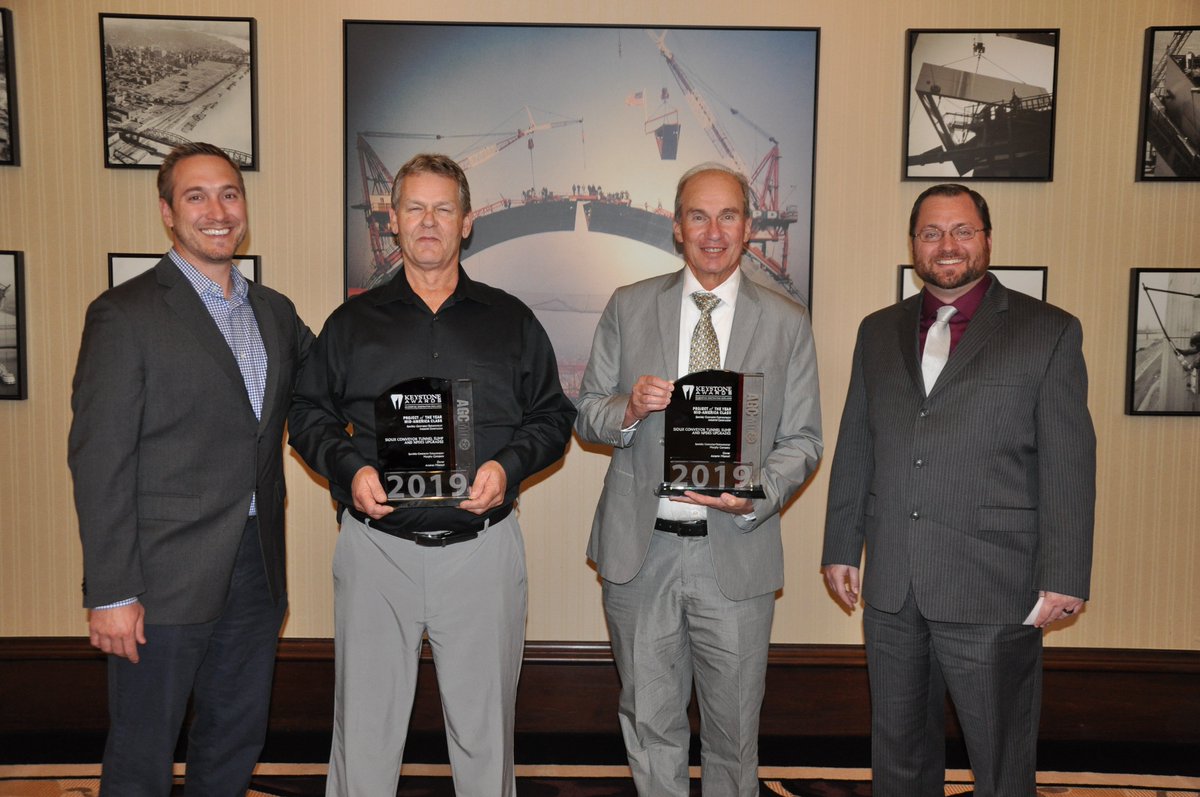 _MurphCo's tweet photo. Murphy is a proud winner of the AGCMO’s 2019 Keystone Award for the Ameren Sioux Conveyor Tunnel Sump and NPDES Upgrades project! #MurphyOnTheMove #agcawards #Keystone https://t.co/3J6HoY0jE8