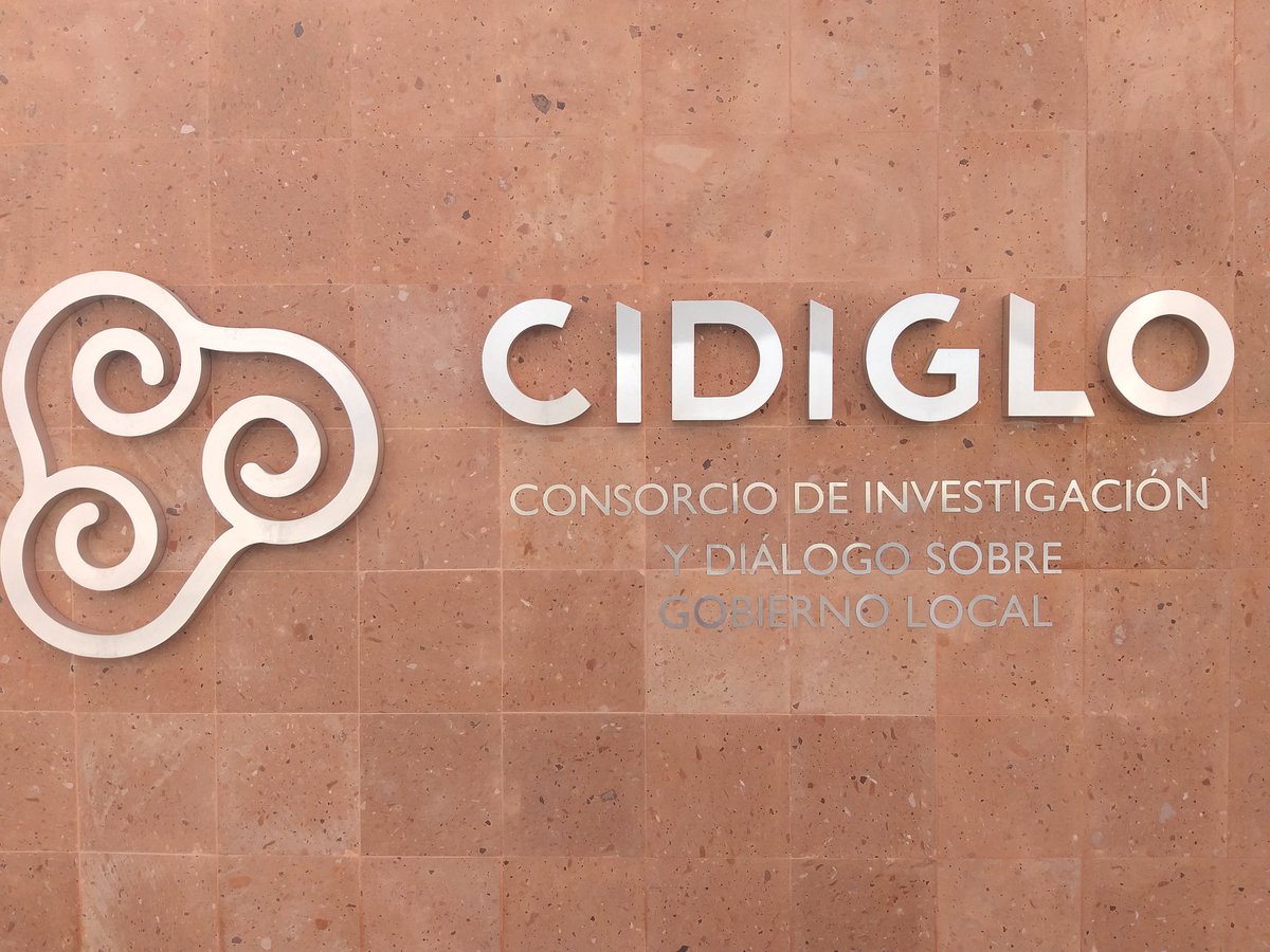 CIATEJ's tweet photo. Dio inicio la "Tercera reunión plenaria: Ciencia para el desarrollo local sustentable" del #CIDIGLO, en la que participan investigadoras e investigadores del #CIATEJ https://t.co/9pbrju0Wrd