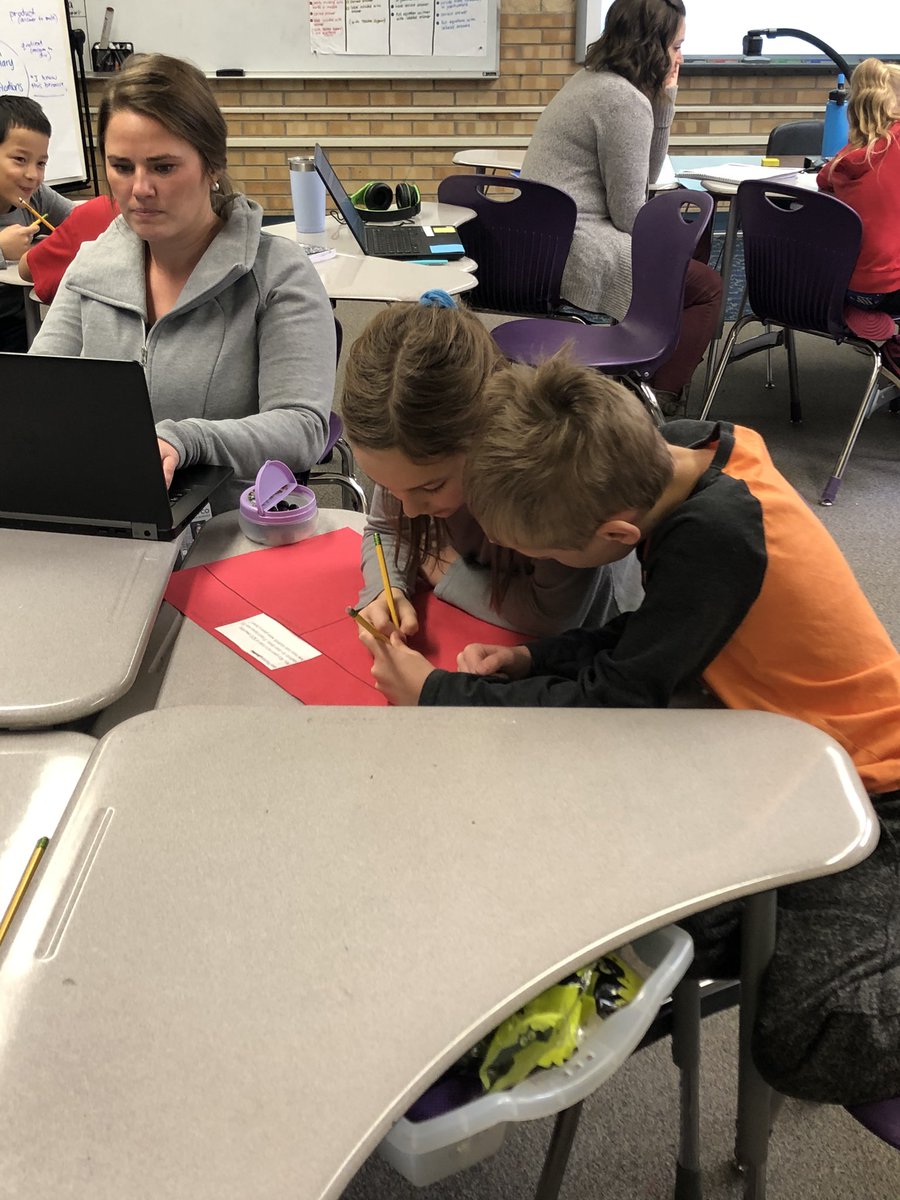 Grades 3-5 engaging in learning together through a math learning lab. #incredibleWES #Welchester <a href="/jeffcotitleI/">Title I</a> <a href="/Jeffco_Math/">Jeffco Math</a>