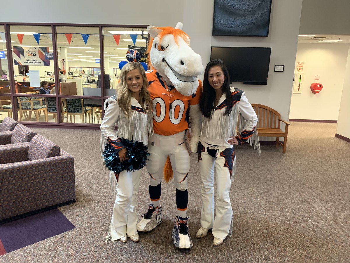 VitalantCO's tweet photo. Thank you to everyone who came out to donate blood at Drive for Life 22 on Monday!

Of the 681 people who registered, 634 people donated 754 units of blood during Drive for Life, which will transform up to 1,900 lives in the coming days and weeks! 

#wearevital #DriveforLife22 https://t.co/S5yUx2n0xp