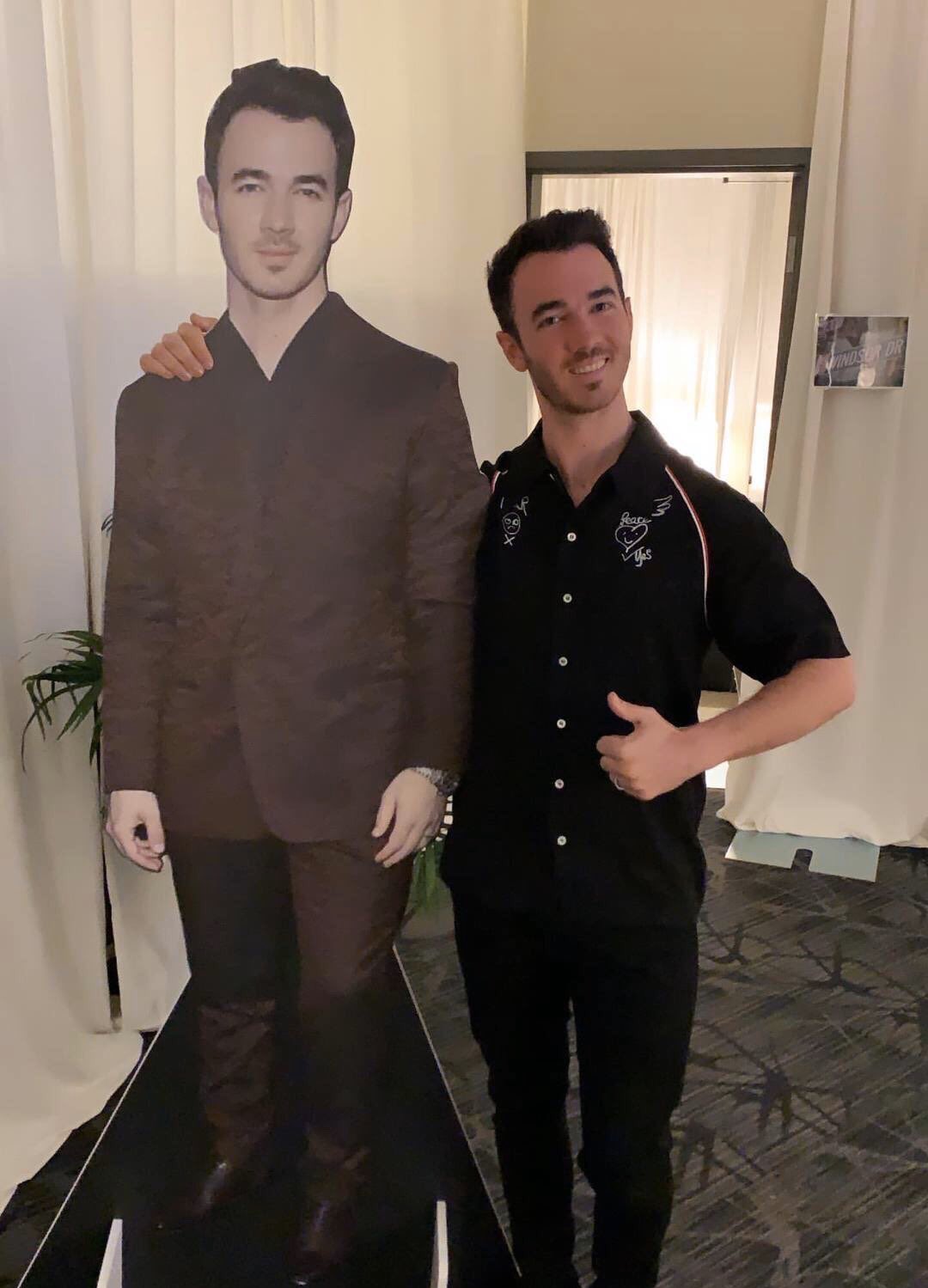 Happy 32nd Birthday to the man, our king, Kevin Jonas   
