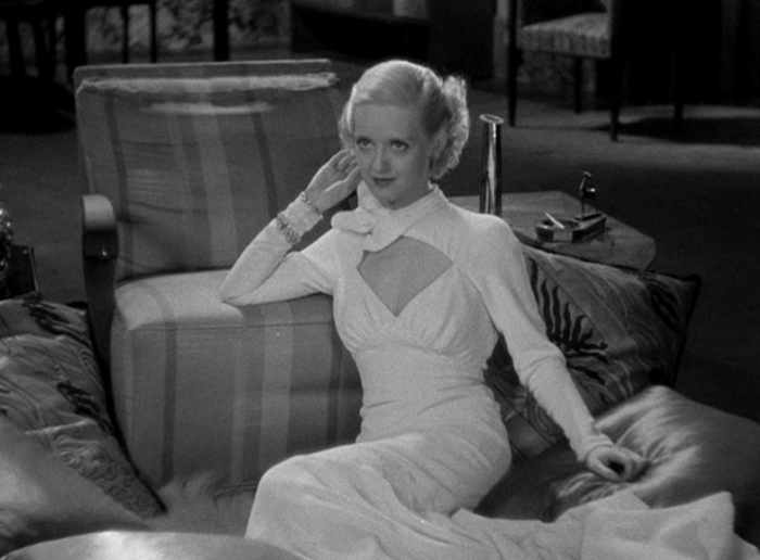 dbfulton's tweet photo. What a dress!
#ExLady #TCMParty https://t.co/anbSdDVu2p