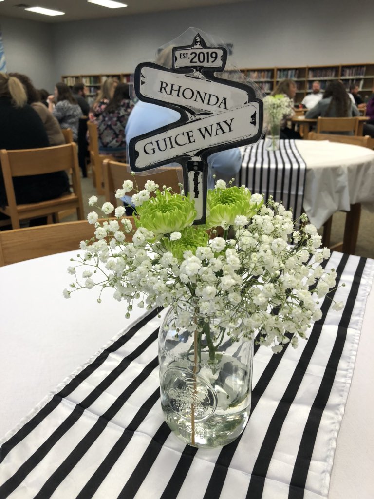 LCHSGators's tweet photo. Today we honored Lake Cormorant’s first principal, Rhonda Guice, for all of her years of service and dedication. The road Rhonda Guice Way will always remind us of the way she set for LC. She will forever be the Original Head Gator. #LCGatorNation #teamdcs https://t.co/QkE1sog4R5