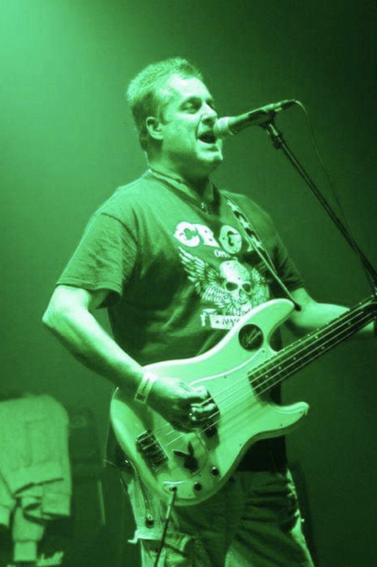 leighmusicangel's tweet image. Learn #Bass #BassGuitar ⁦@DMSMusicSchool⁩ with Steve ! #1stLessonFREE in enrolment 🎵 ⁦@Solihull_biz⁩ ⁦@Solihull_biz⁩ ⁦@Covhour⁩ ⁦@Dudleyhour1⁩ ⁦@BrumHour⁩ #1to1Tuition