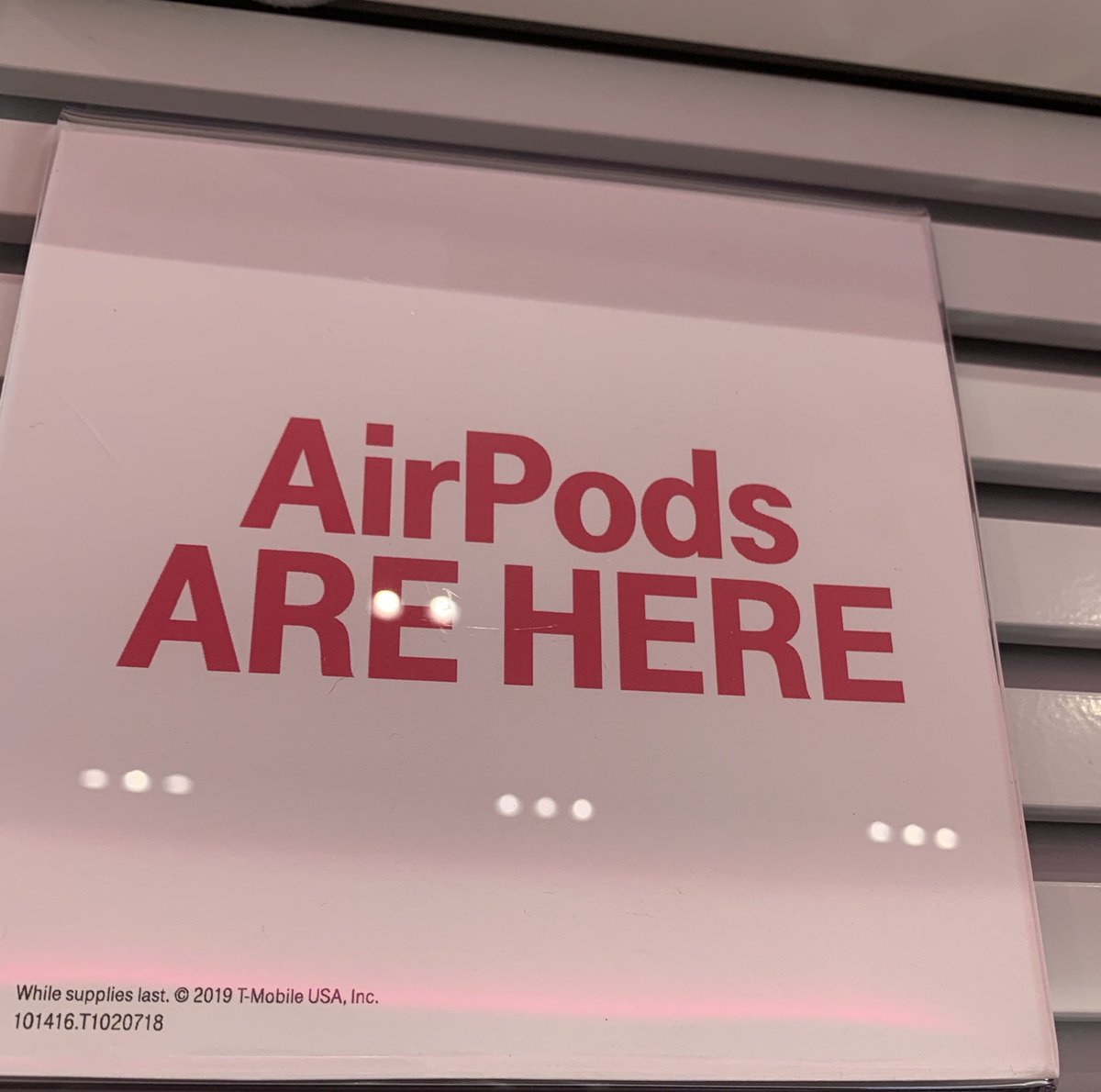 Bryan_cellcoach's tweet image. #apple #airpods     T-Mobile 935 3rd Ave Huntington. Across from #pullmansquare  304.710.3079 ⁦@CinciSusieD⁩