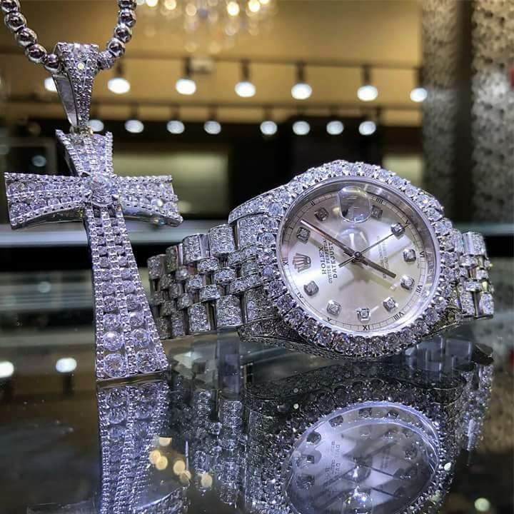 genuinemen29's tweet image. #diamond  #diamondwatch #💎 #icedoutchain