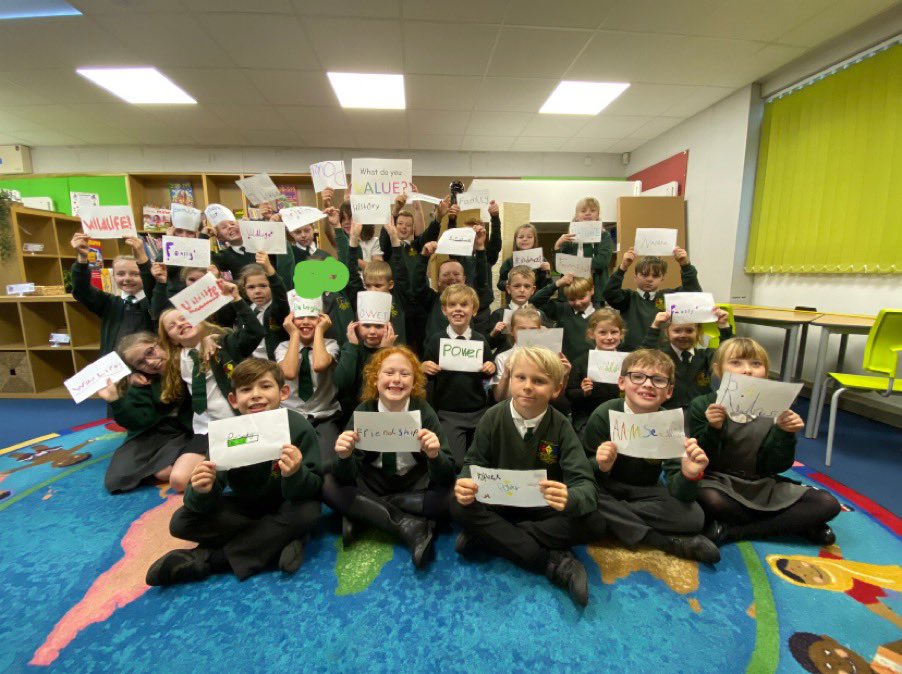 Peafieldwelbeck's tweet image. Today we kicked off our new topic VALUES.  This weeks key value is RESPONSIBILITY. #whatdoyouvalue #universalhumanvalues 🌍