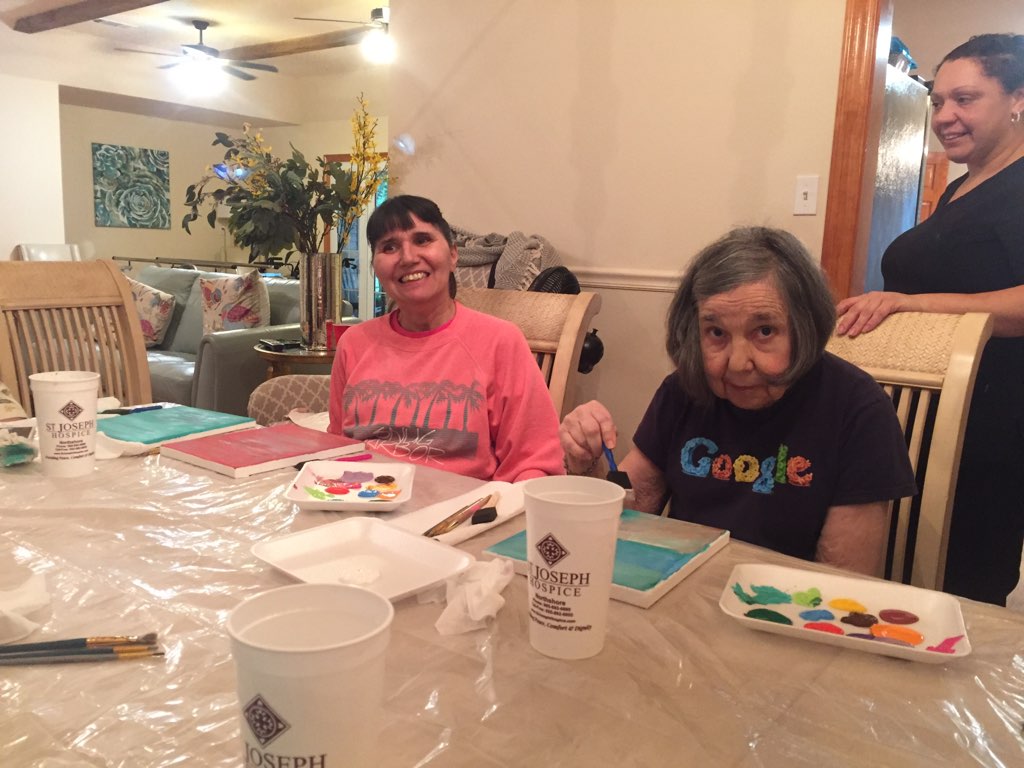solutioncare_LA's tweet image. Our SCH residents participated in a wonderful Art Workshop held on 10-11-19, orchestrated by St. Joseph's Hospice. A good time was had by all - everyone absolutely loved it! #assistedliving #covington

solutioncarehomes.com/art-workshop/