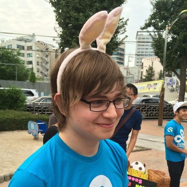 Cloud9's tweet image. Cursed image RT or you will have 10 years of bad luck