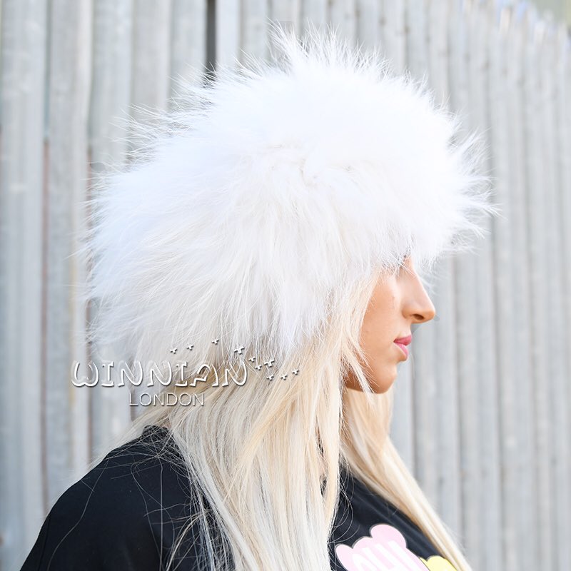 It’s perfect for the first accessory of the season. #fur #realfur #raccoonfur #accessory #furaccessory #ootd #outfit #fashion #furfashion #headband #neckwarmer #furheadband #womenswear #womenfashion #fashionlady #dailyfashion #fashiondetails #outfitideas #furlovers #dailyoutfit