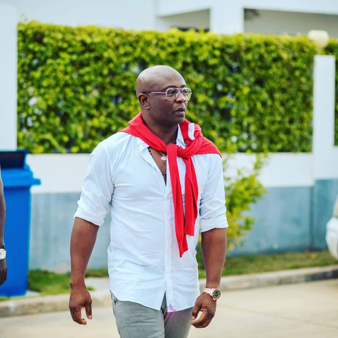Happy Birthday to the Maestro Abedi Pele. 

Please extend my warmest regards to Daddy.
Thank you. 