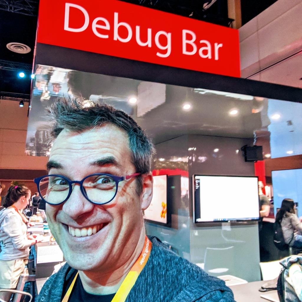 fboucheros's tweet image. That&apos;s my kind of place! Tons of friends nice discussions  #DebugBar still have some awesome @gitkraken stickers Come say Hi!