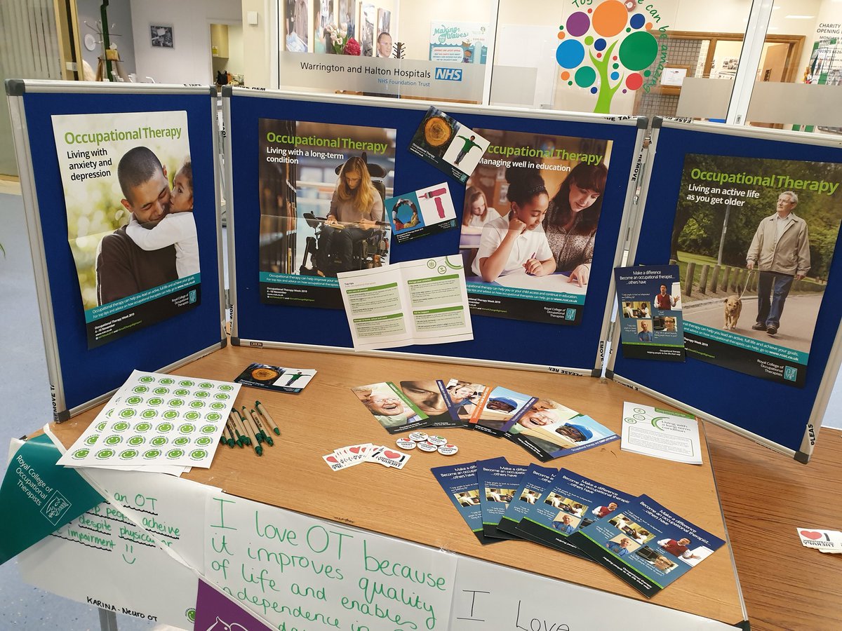 Today our team took to the front of Warrington hospital to promote OT week by raising awareness between patients, visitors and staff.
#OTWeek2019 #SmallChangeBigImpact <a href="/WHHAHPs/">WHH AHPs</a> <a href="/WHHNHS/">WHH 🏥</a> <a href="/NW_RCOT/">North West RC🟢T</a> <a href="/theRCOT/">Royal College of Occupational Therapists</a>