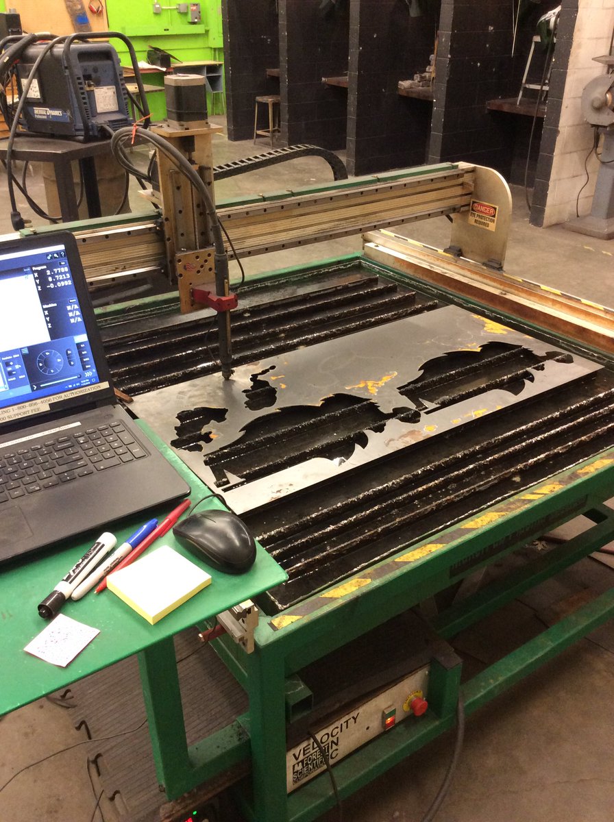 This is our Plasma Cutter where we make all of our signs! @kevinhoneycutt 
#plasmacutter #metalsigns