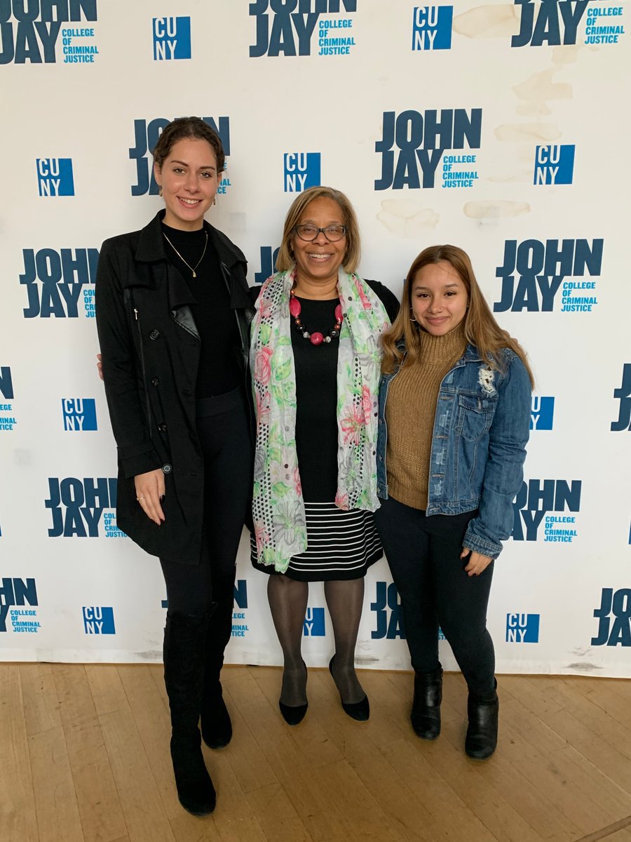On Nov. 4, 2019, Political Science major Zaria Goicochea and ICJ major Melissa Safi attend an OAR-organized luncheon where they share their experiences on the inaugural Presidential Student-Faculty Research Award with President Mason.