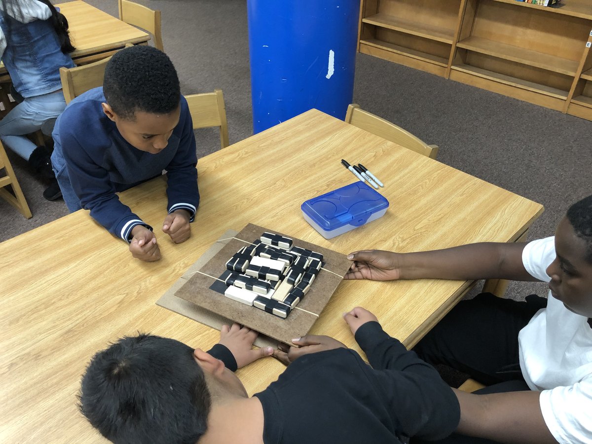 BurtonIBPYP's tweet photo. Thanks to @ScienceFunSFFE for helping our fourth graders discover how the world π works | #BurtonRamPride #ScienceFunforEveryone #WeAreDPS | @klanemarion @pmubenga @ibpyp @drdcryan https://t.co/4YFKjrGPlm