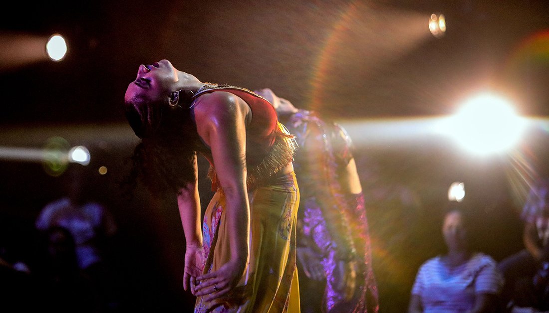 HancherUI's tweet image. We&apos;re getting excited for CONTRA-TIEMPO and Las Cafeteras to join us- you don&apos;t want to miss the chance to see these amazing groups collaborate for a celebration of joy! They&apos;re performing joyUS justUS at Hancher next Thursday at 7:30PM. Buy tickets here: bit.ly/2NMnMhJ