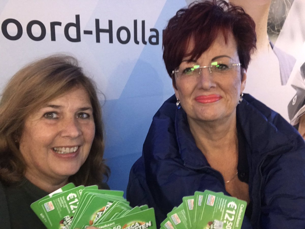 June Hoogcarspel (@junenhradio) on Twitter photo Luisteraars leveren massaal kaartjes <a href="/PostcodeLoterij/">Postcode Loterij</a> in voor actie voor <a href="/VoedselbankenNL/">VoedselbankenNL</a>. Meedoen? Stuur je kaartje naar <a href="/JuneNHRadio/">June Hoogcarspel</a> postbus 9823. 1006 AM Amsterdam Luisteraars leveren massaal kaartjes <a href="/PostcodeLoterij/">Postcode Loterij</a> in voor actie voor <a href="/VoedselbankenNL/">VoedselbankenNL</a>. Meedoen? Stuur je kaartje naar <a href="/JuneNHRadio/">June Hoogcarspel</a> postbus 9823. 1006 AM Amsterdam