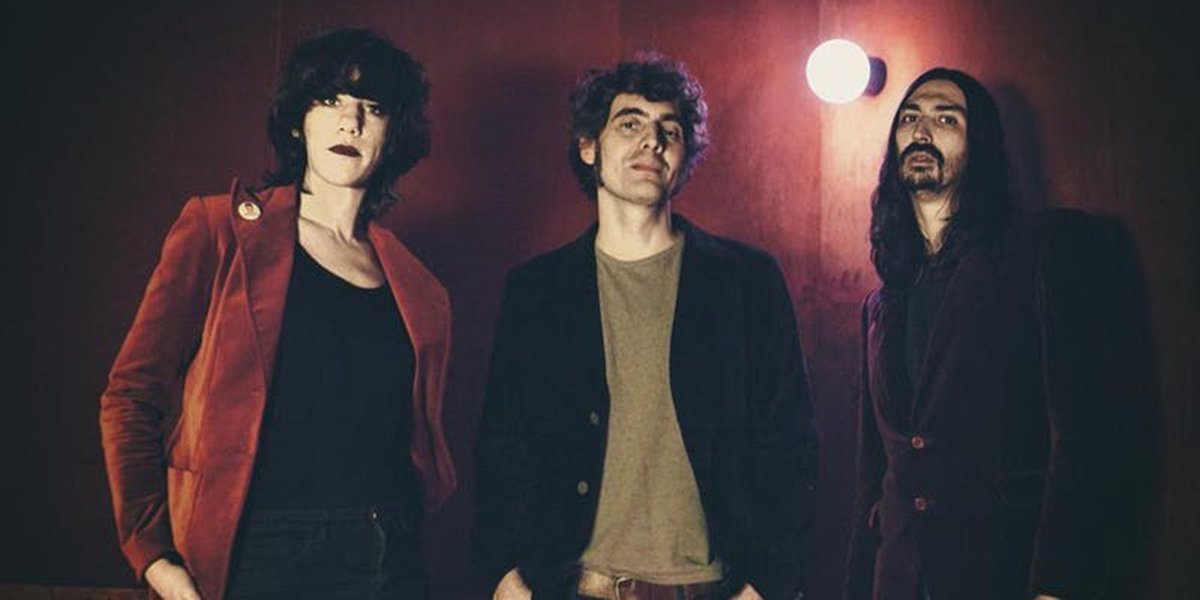 🎫🎫 ¡¡Sorteooo!! Último día para participar entrando en el Facebook de Aragón Musical.

<a href="/aurorabetrayers/">Aurora&TheBetrayers</a> vienen a Zaragoza para tocar en @alasarmas_org y puedes ser la persona afortunada a la que le toque una entrada doble.

👇👇👇👇👇

facebook.com/AragonMusical/