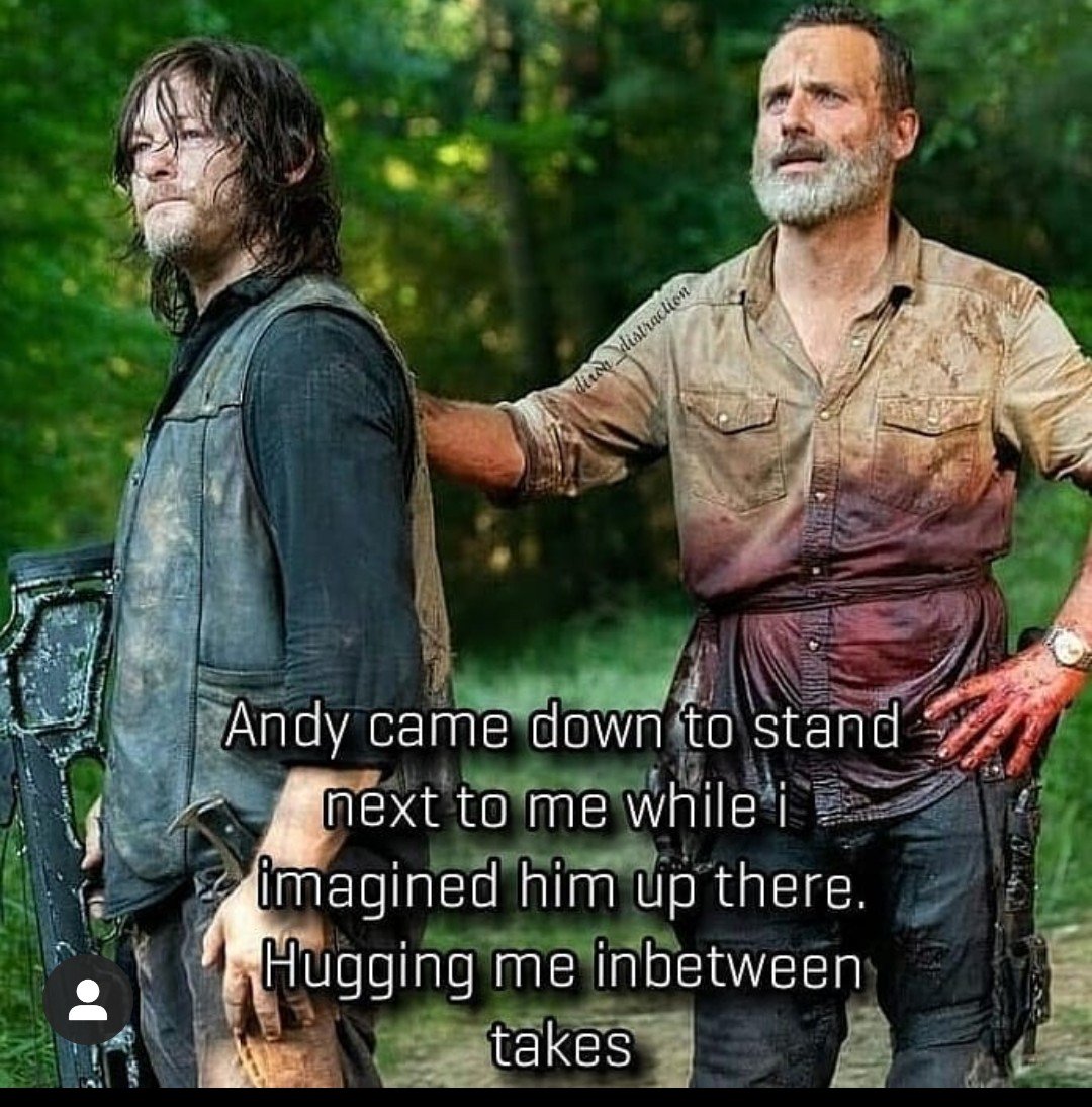 DarrenHamill16's tweet photo. True friends brother's, I want them back together again 😭😭 #Daryl4life #NormanReedus #rickgrimes #AndrewLincoln #imissrick #brothers #TWD #TWDFamily https://t.co/TZxNum4g6t
