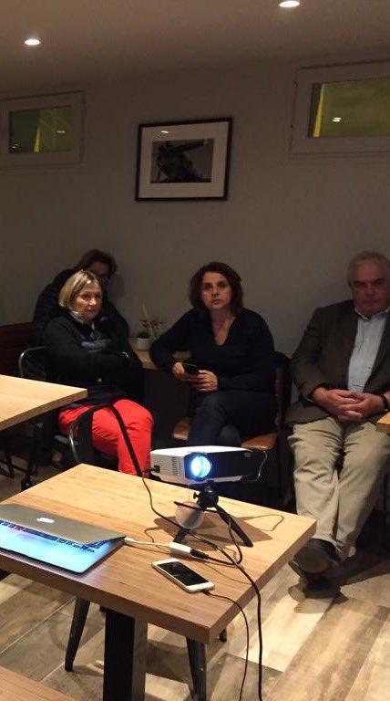 FRep83's tweet image. Réunion de l'atelier Toulon @FRep83 @ForceRep_fr @BrunoRetailleau autour du thème de l'islamisme. En présence de notre référente départementale @lazgougeon . Fidélité du groupe pour continuer le travail de débat et de réflexion!