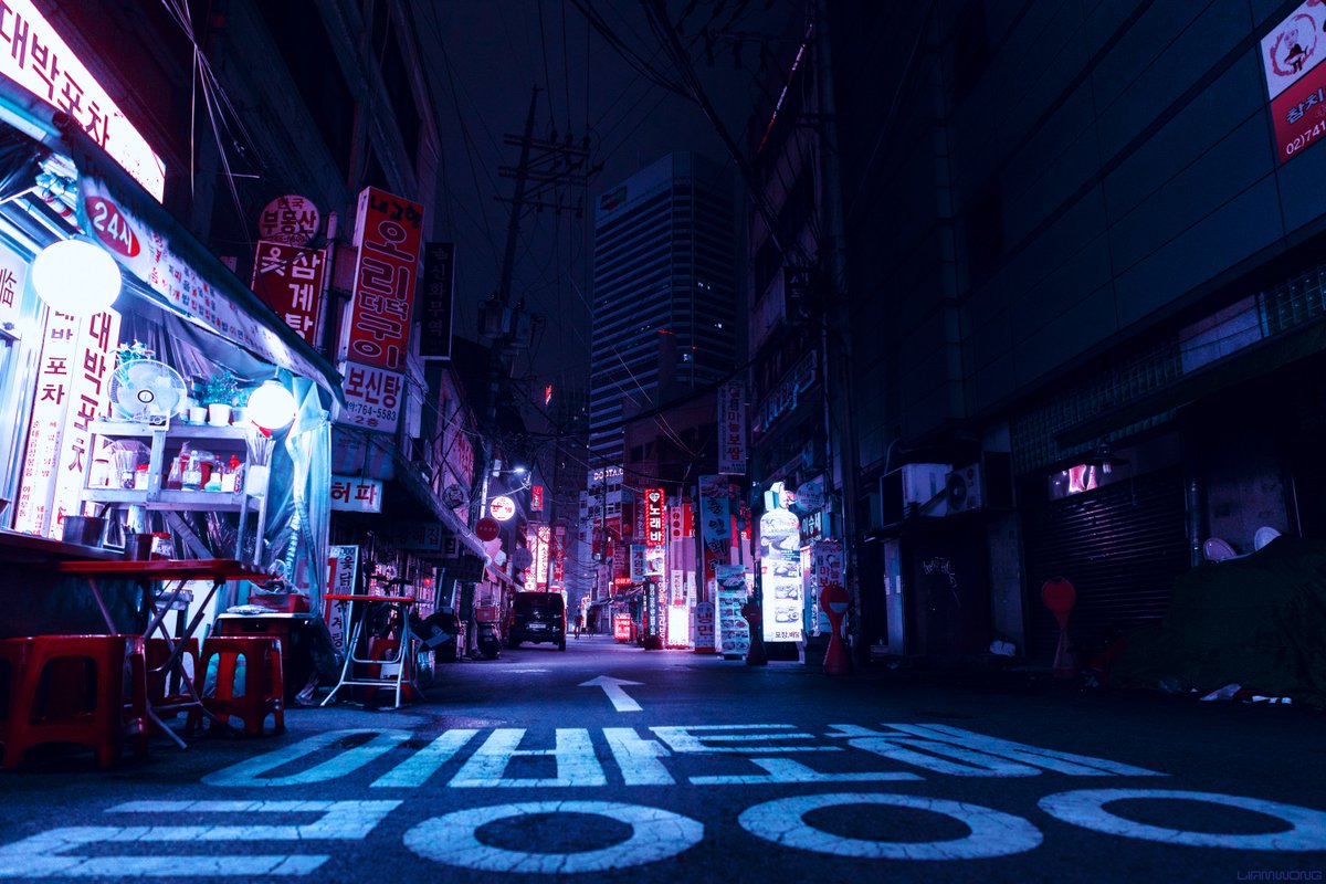 liamwong's tweet photo. Seoul after dark https://t.co/SmnpE2yutE