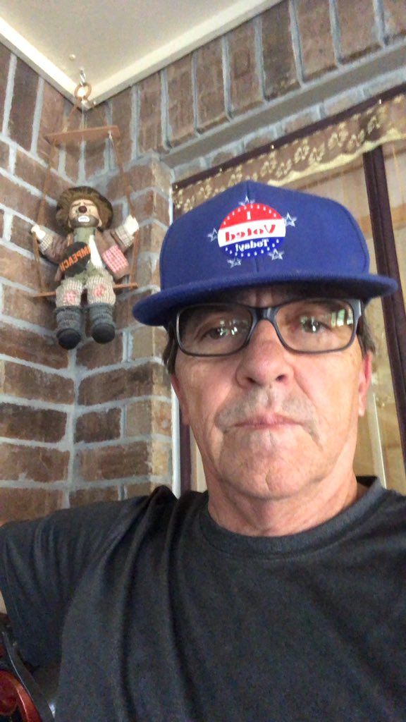 gvigg's tweet image. Sorry Rap @iamrapaport @MichaelRapaport @district lines had to cover your logo for the day to try and get people to vote blue here in MS. Did order my new hat today though. #disruptivebehavior