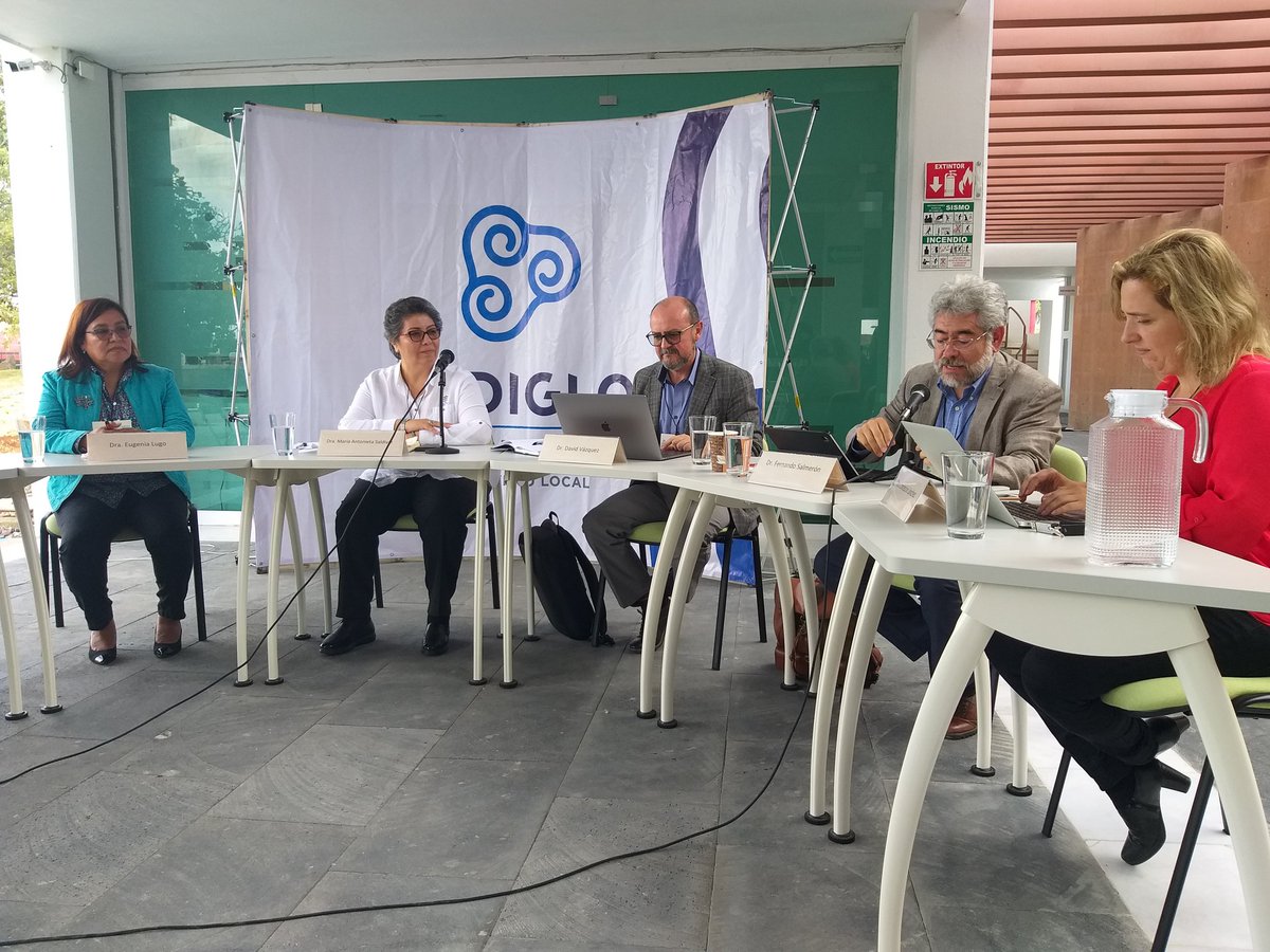 CIATEJ's tweet photo. Panel "#CIDIGLO ante los retos de la ciencia aplicada", donde participa la Dra. Eugenia del Carmen Lugo Cervantes, directora general del #CIATEJ https://t.co/AvS6vdV3Kn