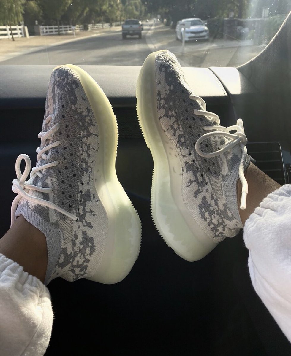 yeezy 380 bloarf sbrash