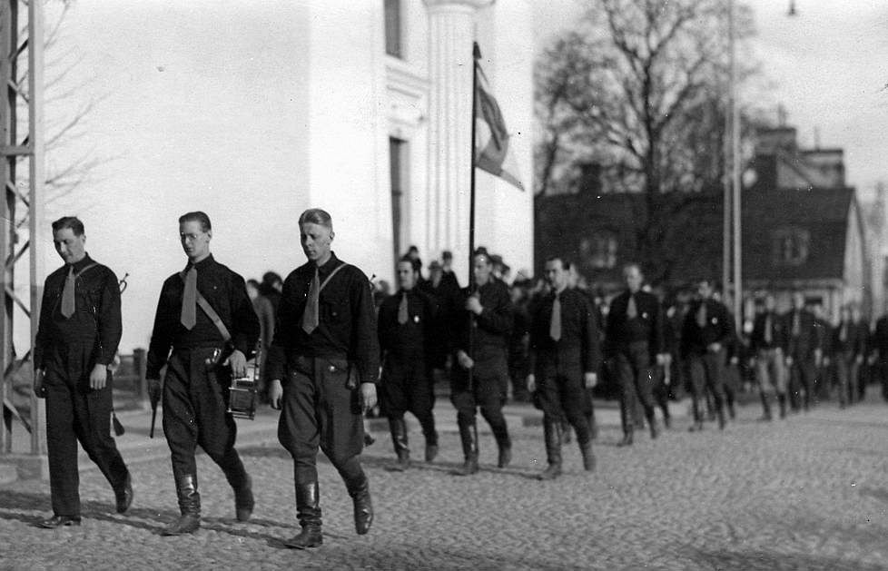 AKS would wield considerable influence over the Lapua Movement’s successor, The Patriotic Peoples Movement (IKL) and it would openly support its candidates in elections. Unlike the Lapua movement, IKL would adopt the AKS language program. 33/42