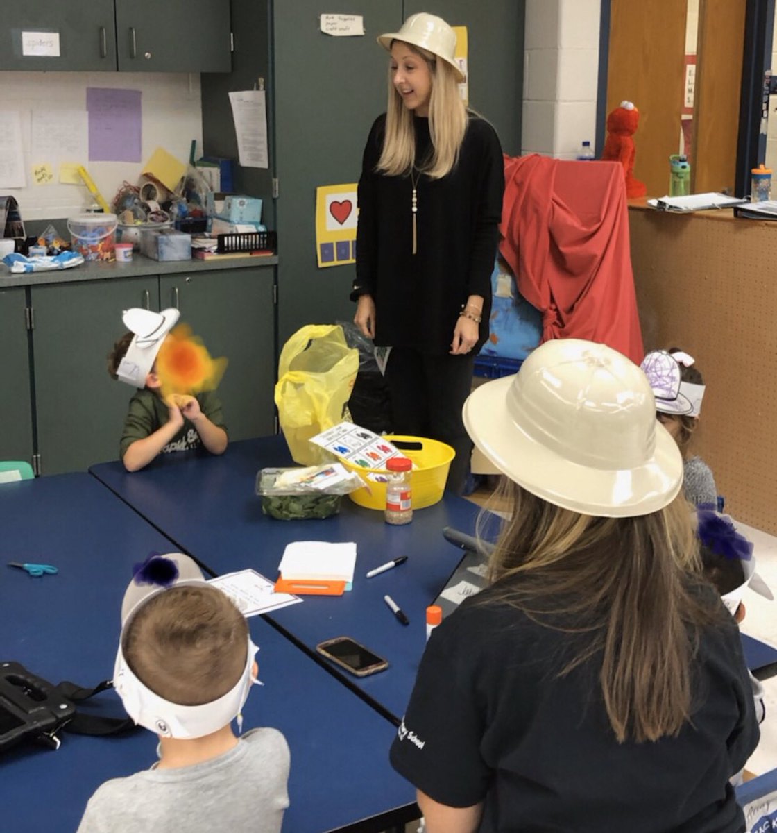 My little Food Explorers all ready for this month’s activities! Even teachers get in on the fun! #dinosaurkale <a href="/Doctor_Yum/">Doctor Yum Project</a>