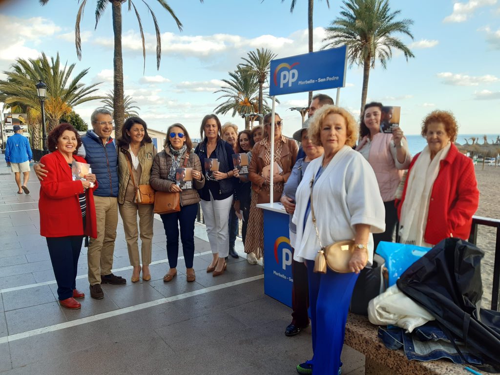 ➡️ Hoy también hemos tenido reparto electoral e informativo con nuestros compañeros en #NuevaAndalucía y el Paseo Marítimo de #Marbella.
👉🏼 El mejor proyecto para #España está con <a href="/populares/">life</a> y <a href="/pablocasado_/">Pablo Casado Blanco</a>.
En estas #eleccionesgenerales10N #PorTodoLoQueNosUne #VotaPP