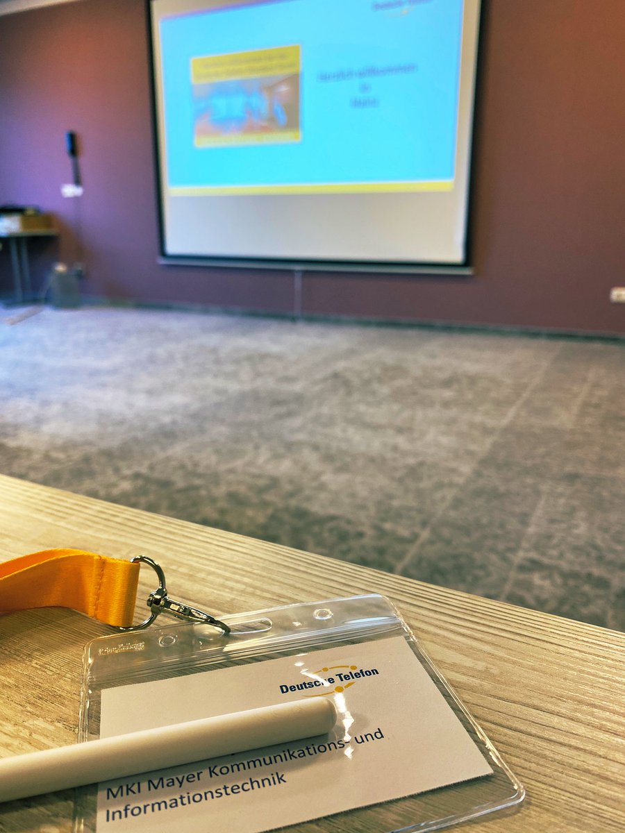 ITK3GmbH's tweet photo. Vielen dank an die Deutschen Telefon und Trainer für die spannende und interessanteT4 Schulung.
#DeutscheTelefon #cloudTK #CentrexX #Cloud #SIP #SIPTrunk #LAN #ohneISDN #Phonesuite #TAPI #fax2mail #mail2fax #IZRS #Schulung #standortübergreifendekommunikation https://t.co/wTmDr0fOj8