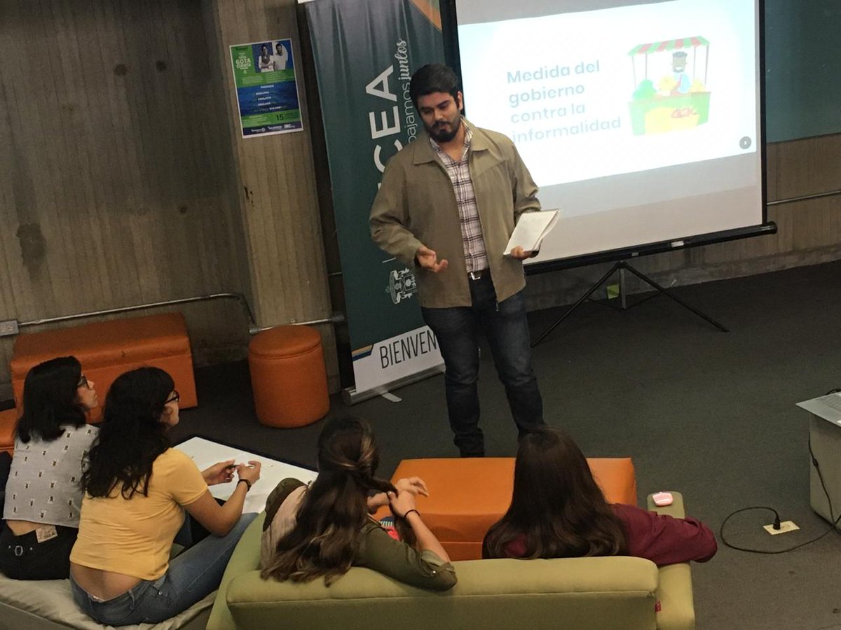 line_cucea's tweet photo. Así es como se desarrolló en esta mañana 🌄 #EnLINE, la charla de ✍️ "Puntos Básicos Del RIF" por parte de Radar de Talentos.

Recuerda estar pendiente tanto de 🖱🖥 nuestras redes para no perderte las conferencias charlas y talleres próximos.
-
-
#InnovaciónCUCEA https://t.co/VFWj3Ww26R