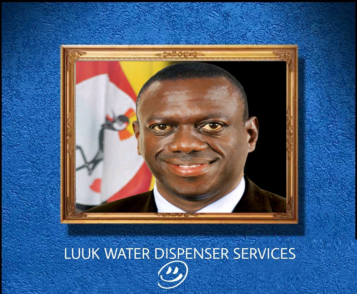 #DrKizzaBesigye clearly needed water from the Water Dispenser to cool him down.