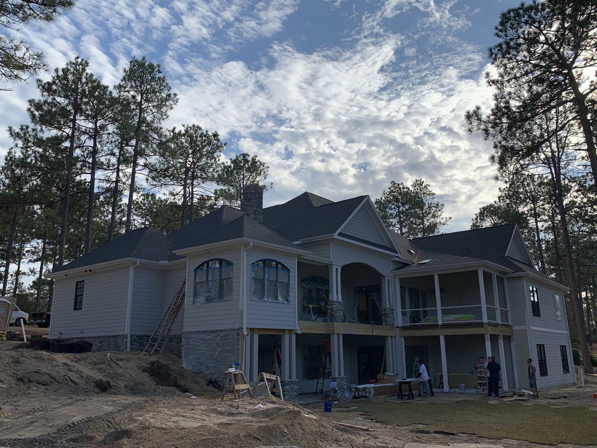 MastersPropInc's tweet image. We are in the final 2 weeks of this luxury dream 🏡 in Pinehurst National No.9! This 6 bedroom, 6 bath home is going to be the new home for our clients from Washington D.C who can’t wait to make memories with their family for years to come! #MastersQuality