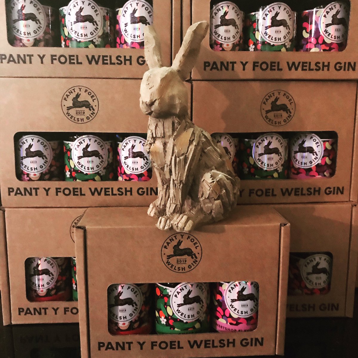 y_foel's tweet photo. Our ‘New’ Miniature Box Set will be launched at the North Clwyd Animal Rescue  (NCAR) Ladies Pamper Night Thursday 7/11/19
Come along to see us on the night 🍷🍸🍹 https://t.co/82wFGwaMkk