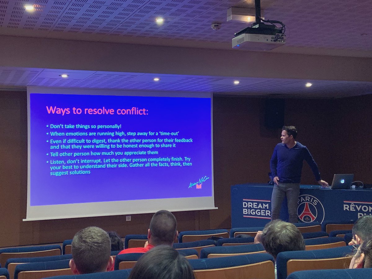 PSG_Performance's tweet image. Amazing learnings and insights from the unique @AllistairMcCaw today 👌

⬆️⬆️ Keep up your standards, character, culture and above all be a nice person! 😽
#humility #championminded