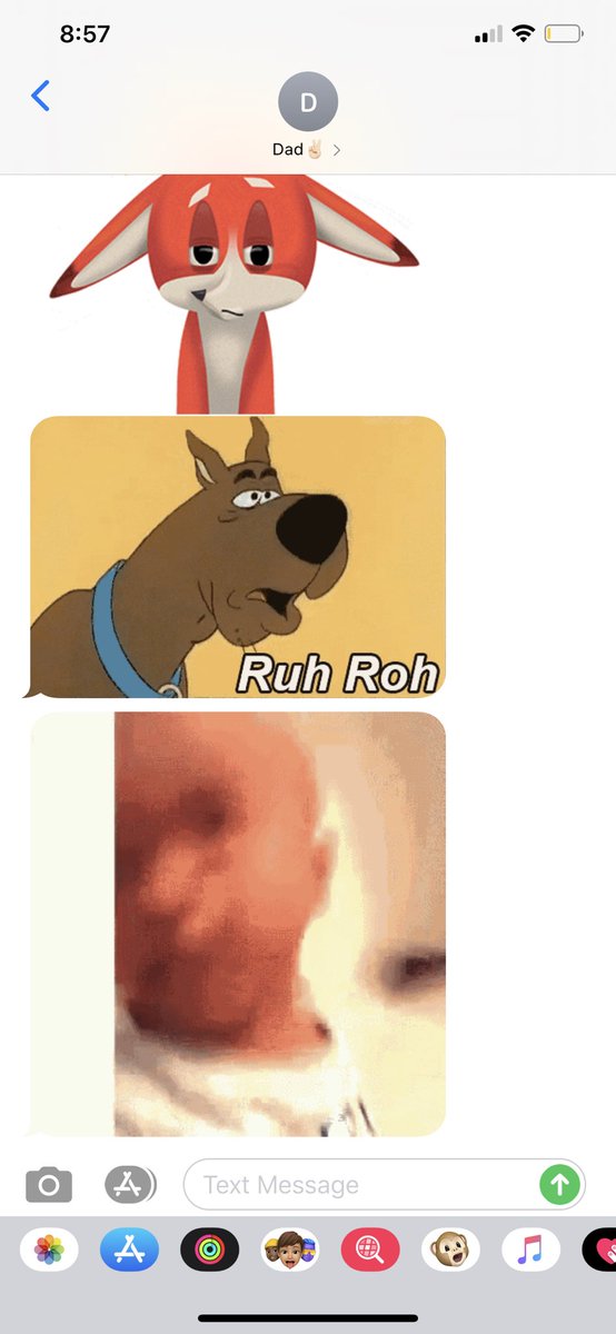 JillianScott98's tweet image. Taught my dad how to send gif’s today😂