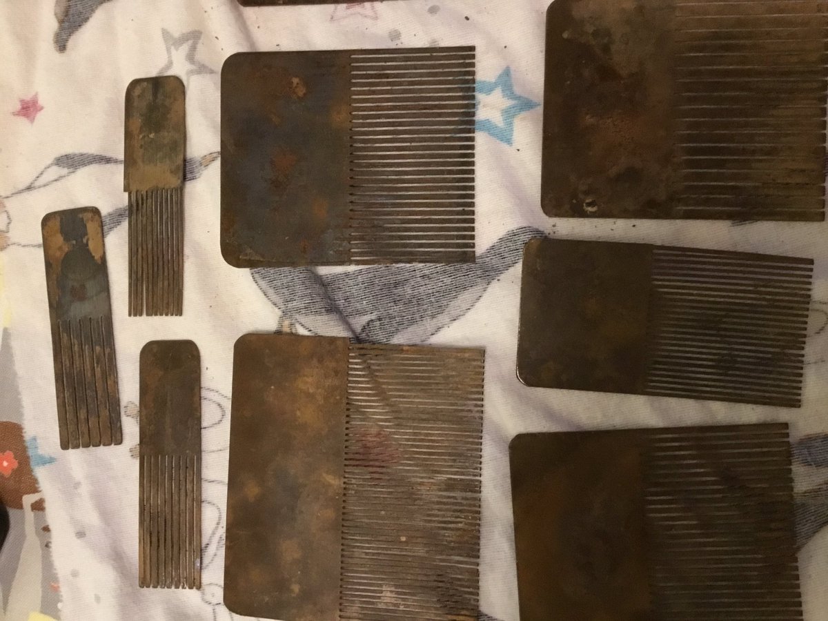 jenniereadsall's tweet photo. Any idea what these are? We think they came from a silk plant, early 1900’s. #silkfactory #antique #factory #tool label has Sheffield Union England. #Sheffield https://t.co/KOHySIodou