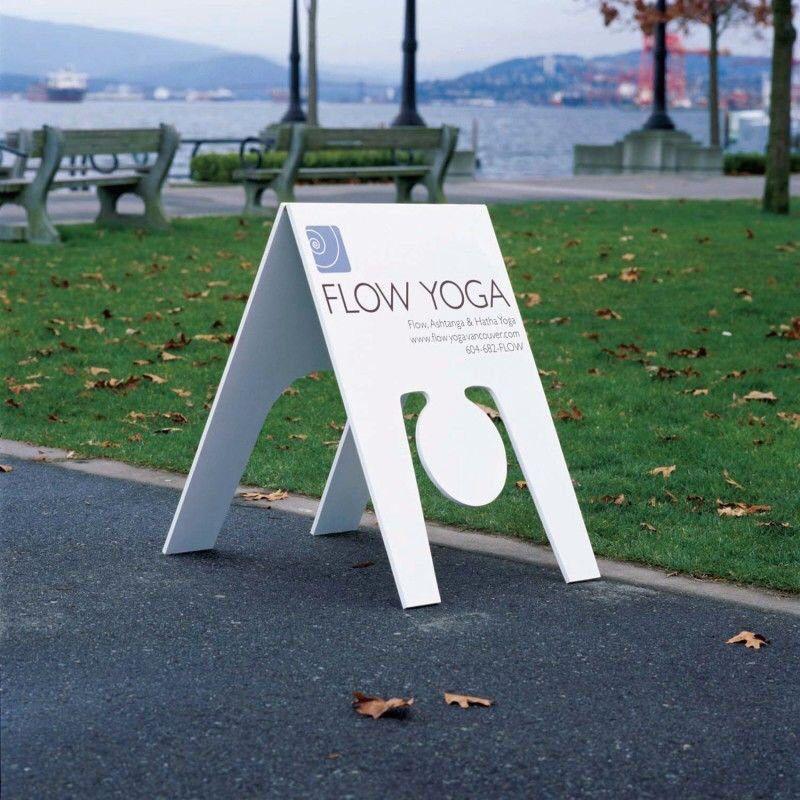 AgencyAccel_1's tweet photo. Next time you complain that you don't have enough money to #market your #smallbusiness, remember how this #yogastudio managed the same issue.

#advertising #outdooradvertising #creativity #yoga #smallbudgetmarketing #marketing https://t.co/xOEpwEp6X9