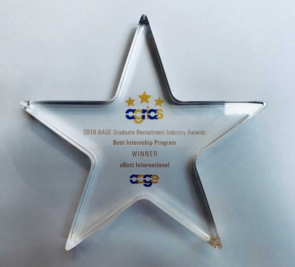 Another great win for eNett - recognised for having the Best Internship Program in the 2019 AAGE Graduate Recruitment Industry Awards (AGRIAs). Congratulations to our awesome Interns who are an integral part of #teamenett. bit.ly/36vNjV0