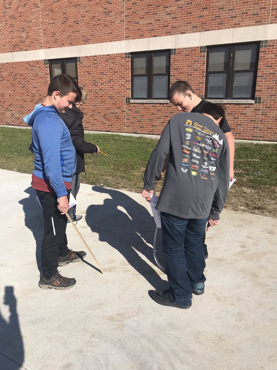MrsElliottMath's tweet image. We did our learning outside today!  Using indirect measurement to find the height of our class. One group was only 0.5 inches off from my actual height. Next up....measuring an object at home or in the community. #placebasedlearning  #mathisfun