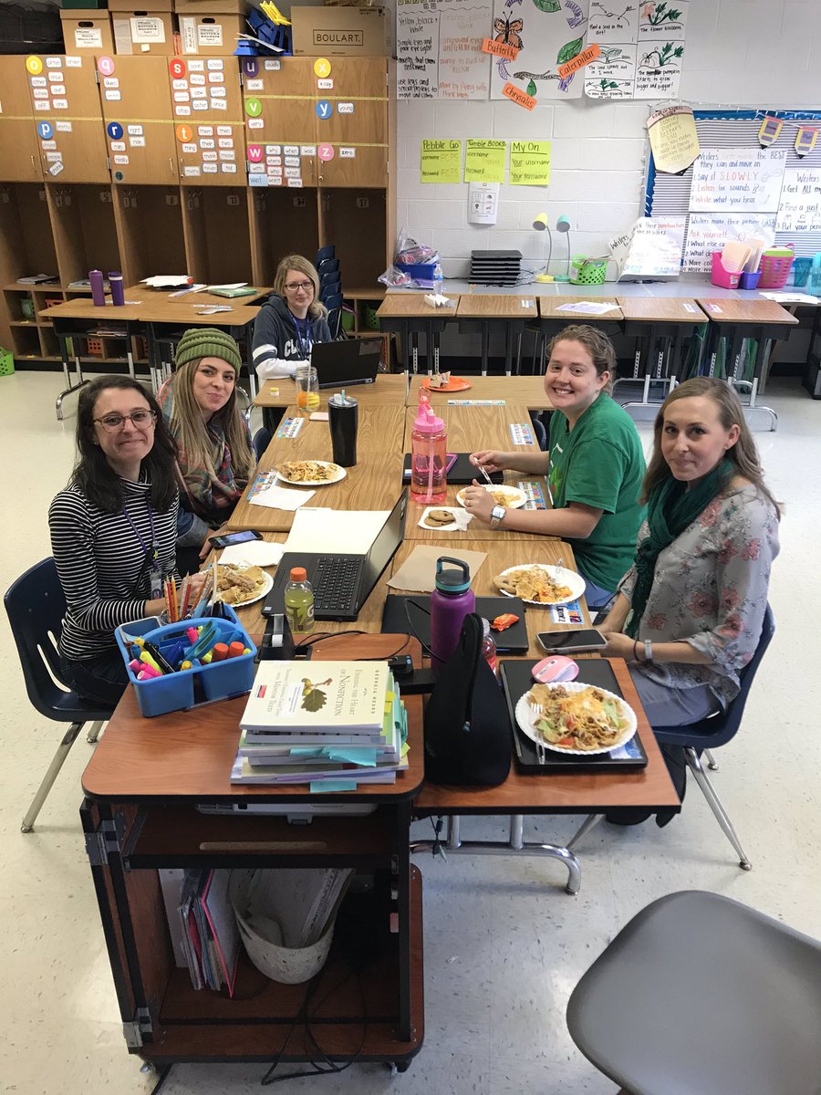 BooksEqualPower's tweet photo. Just enjoying a little fiesta with this amazing second grade team before digging into Nonfiction! Iβm so thankful I get to work with this group of educators β€οΈ @MsBradshawIn2nd @woodleyhillses #whsmiles #whonrisas https://t.co/3qAwLLAmYm